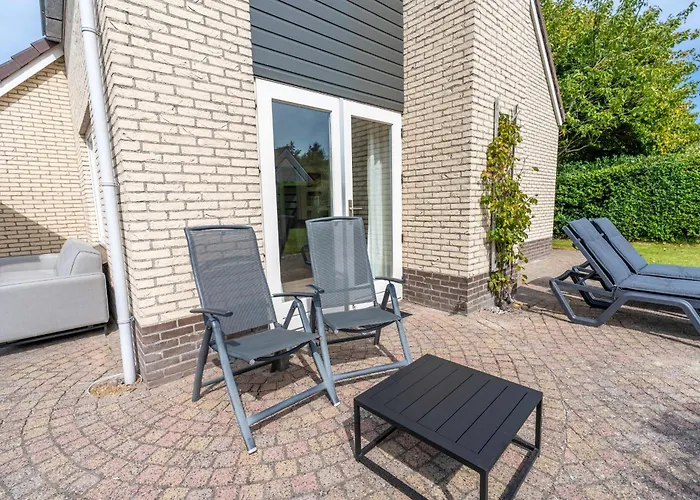 Villapark Kamperfoelie 61 *